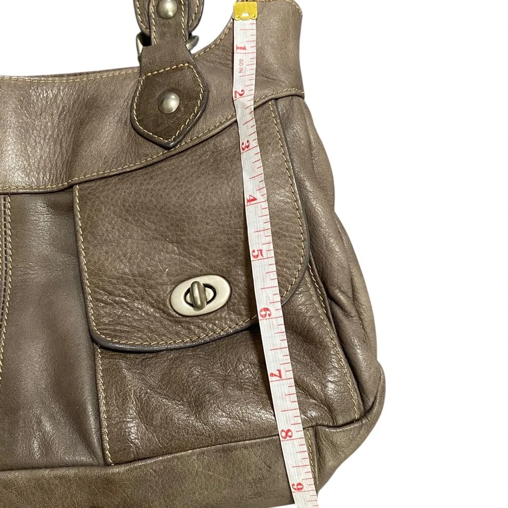 Sundance Leather Shoulder Bag Taupe Hobo Purse Made in Italy‎ Pockets Boho